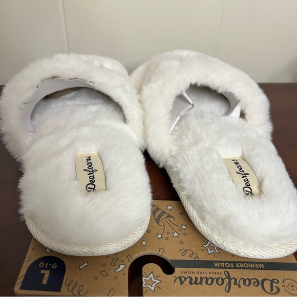 Dearfoams bridal White Fuzzy slide Slippers with Gold 'I DO' ring large 8-10 - Picture 6 of 10
